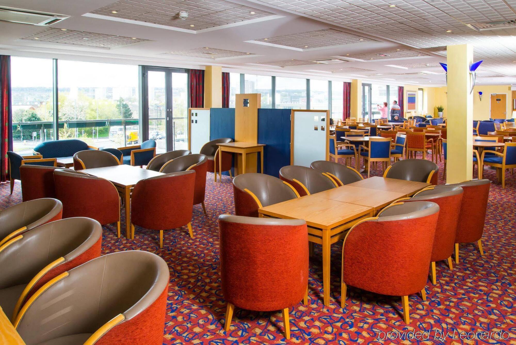 Holiday Inn Express Bradford City Centre By Ihg Bagian luar foto